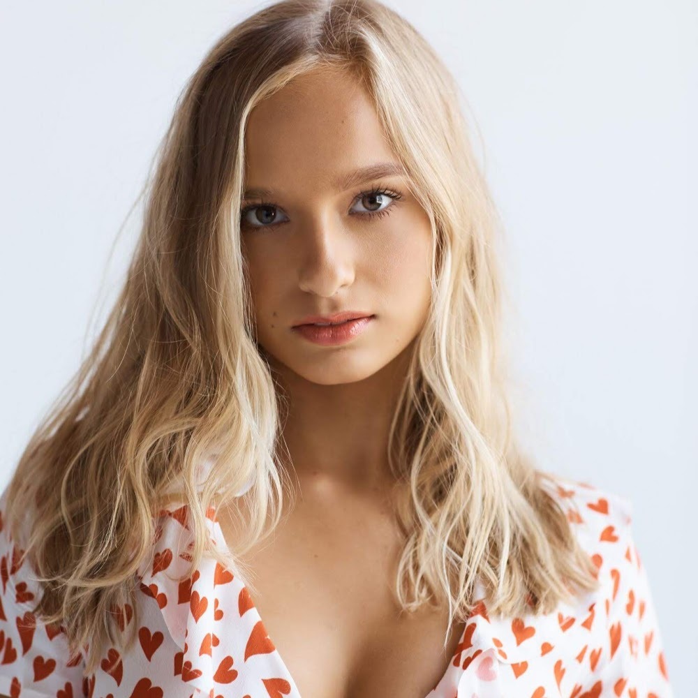 Meet your Posher, Anna belle